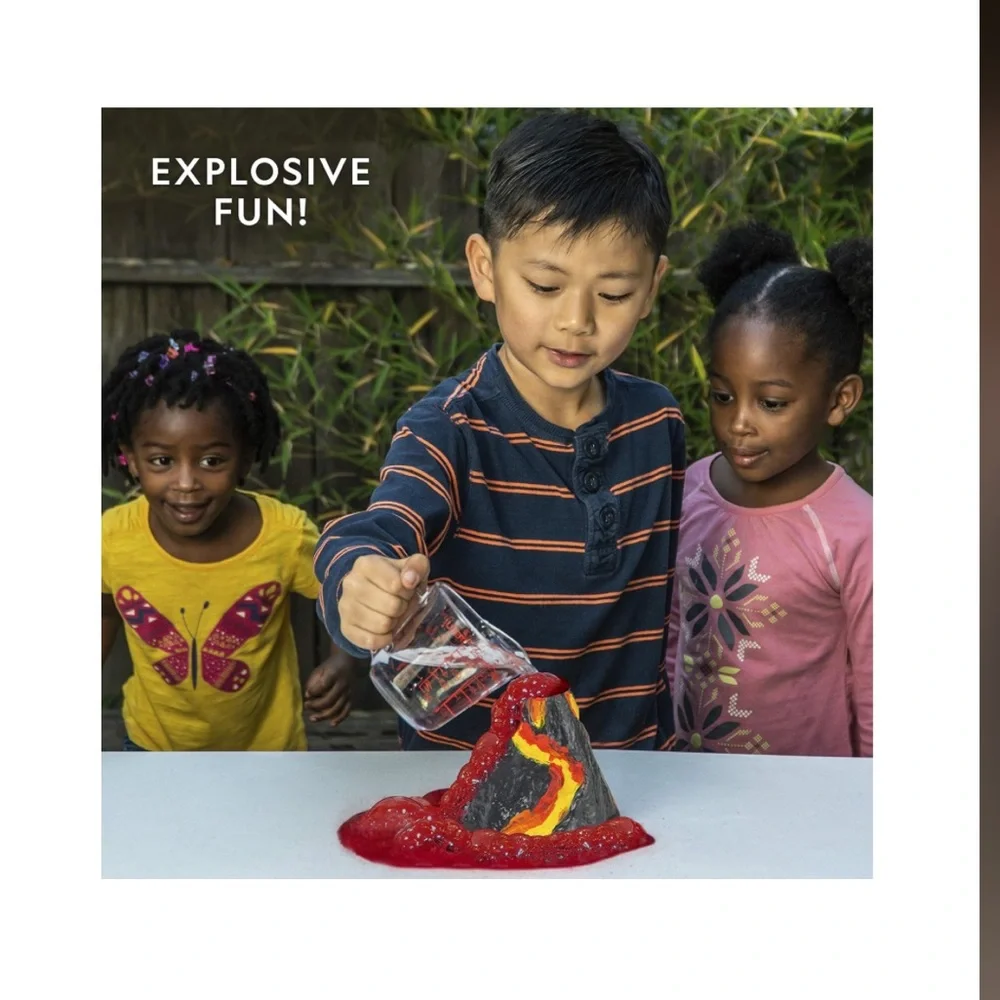 National Geographic STEM Science Kit - 15+ Experiments, Crystal Growing, Volcano